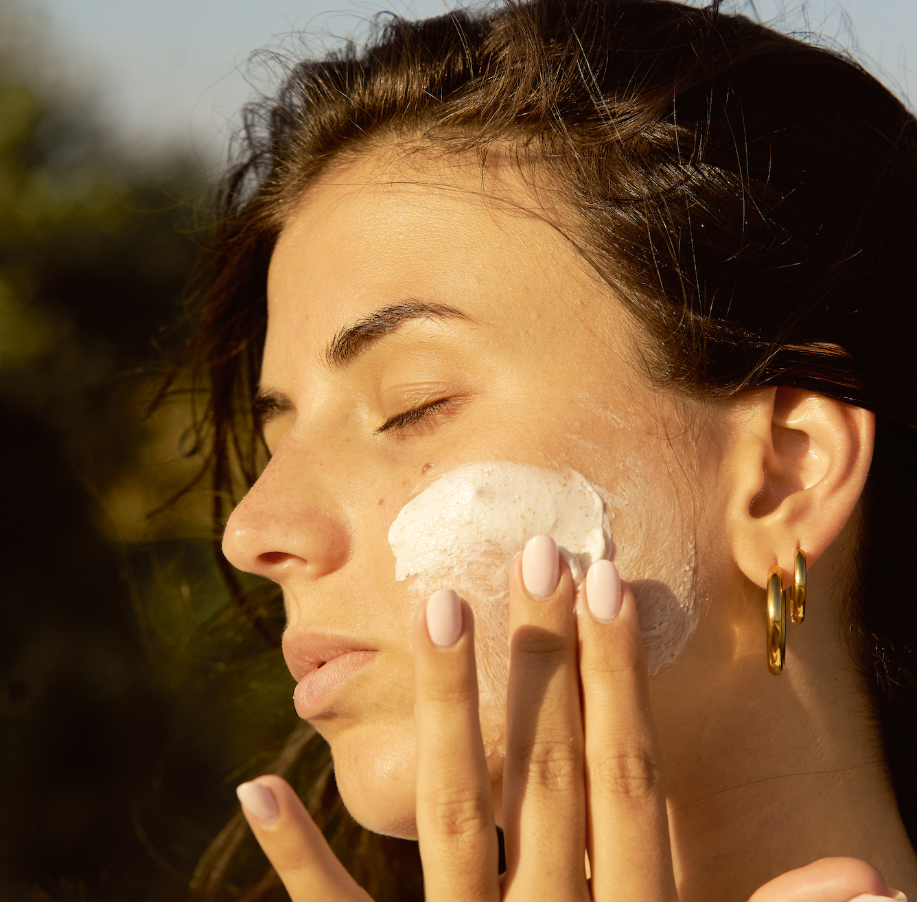 Intensive Face and Body Scrub - with Kaolin, Shea Butter and Raspberry Seed Powder